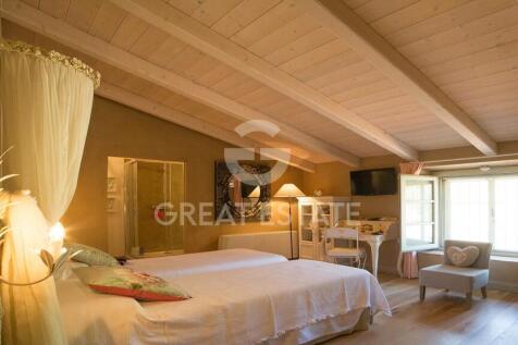 Interno