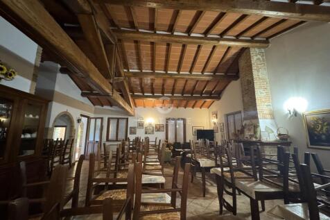 Interno
