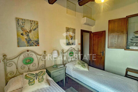 Interno