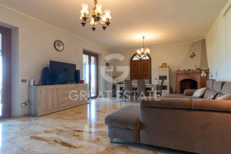 Interno