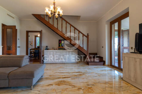 Interno