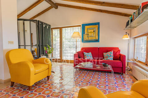 Interno