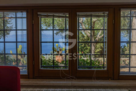 Interno