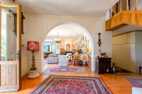 Interno
