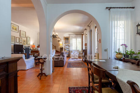 Interno