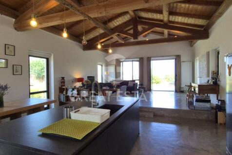 Interno
