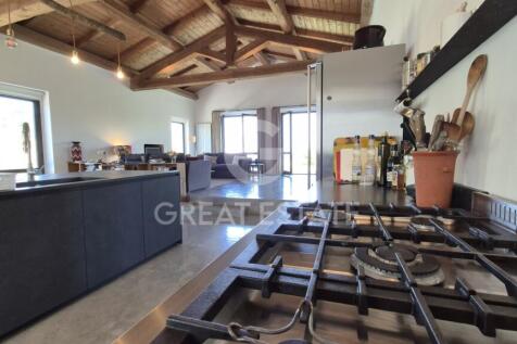 Interno