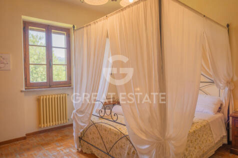 Interno