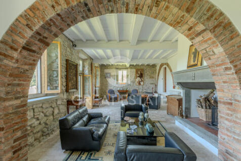 Interno