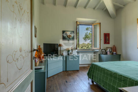 Interno