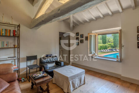 Interno