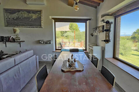 Interno