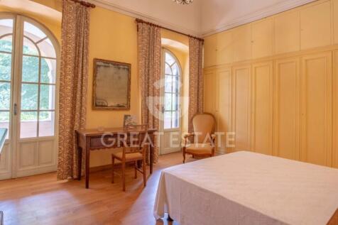 Interno
