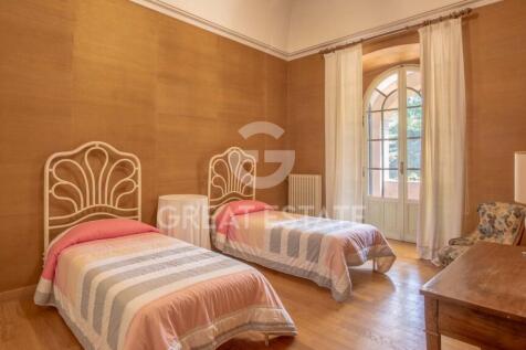Interno