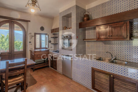 Interno