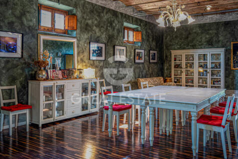 Interno