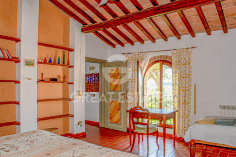 Interno