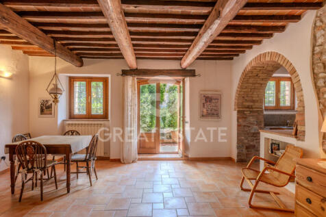 Interno