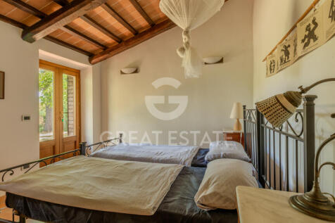 Interno