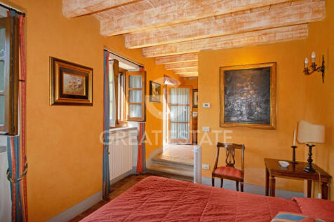 Interno