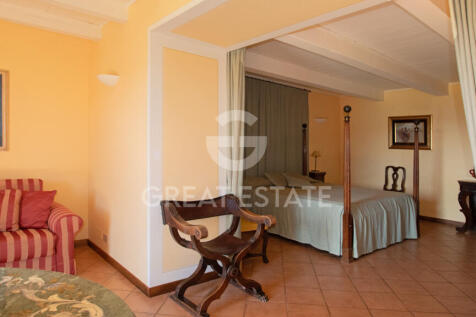 Interno