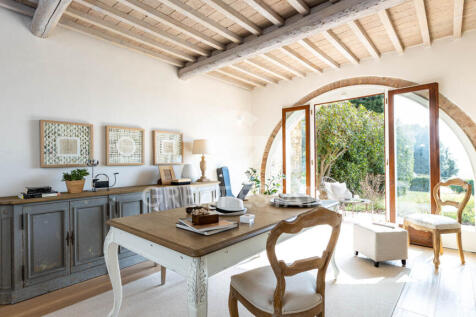 Interno