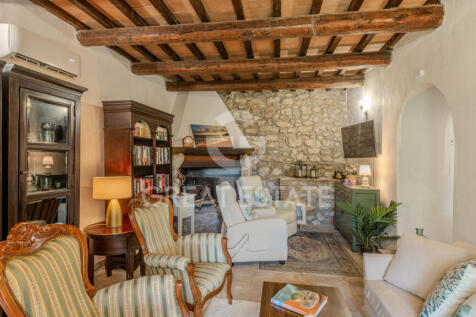 Interno