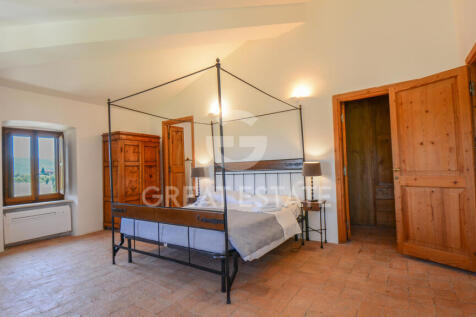 Interno