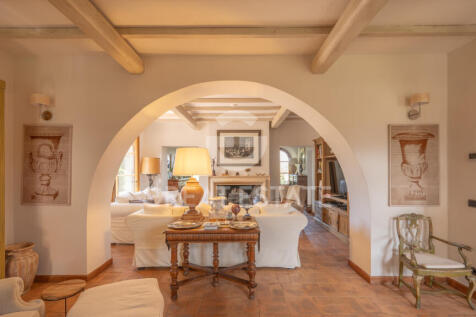 Interno