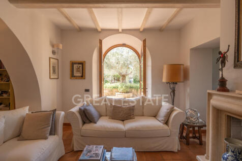 Interno