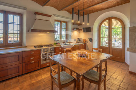 Interno