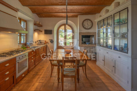Interno