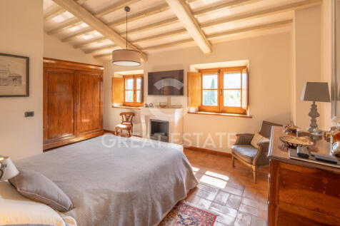 Interno
