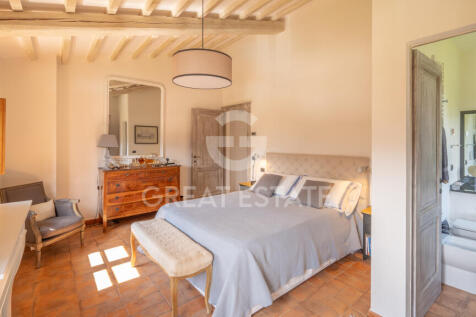 Interno