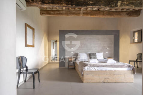 Interno