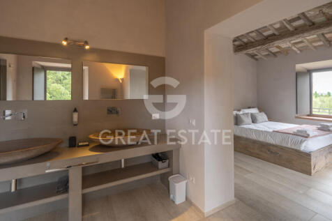 Interno