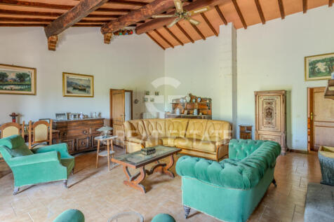 Interno
