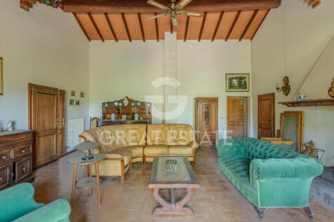 Interno
