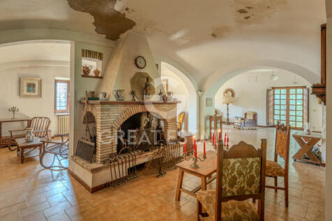 Interno