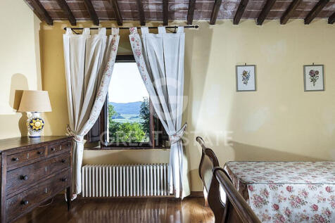 Interno