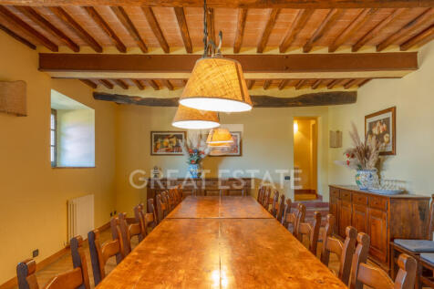 Interno