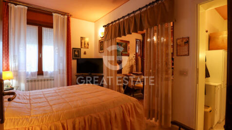 Interno