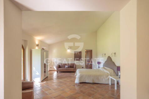 Interno