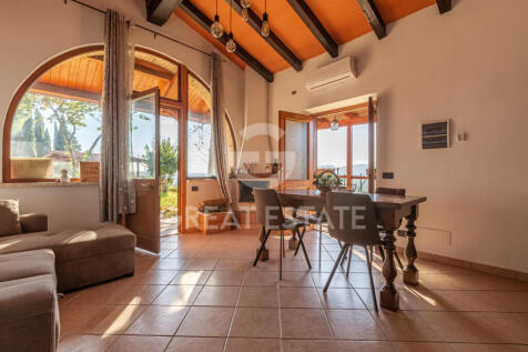 Interno