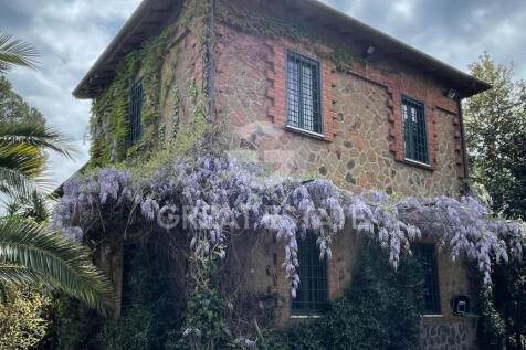 Esterno
