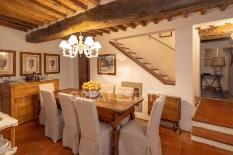 Interno