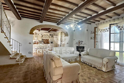 Interno