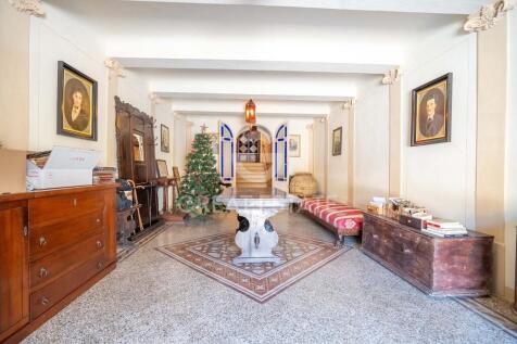 Interno