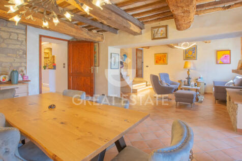 Interno