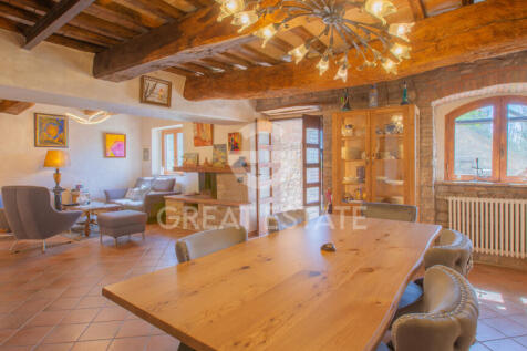 Interno